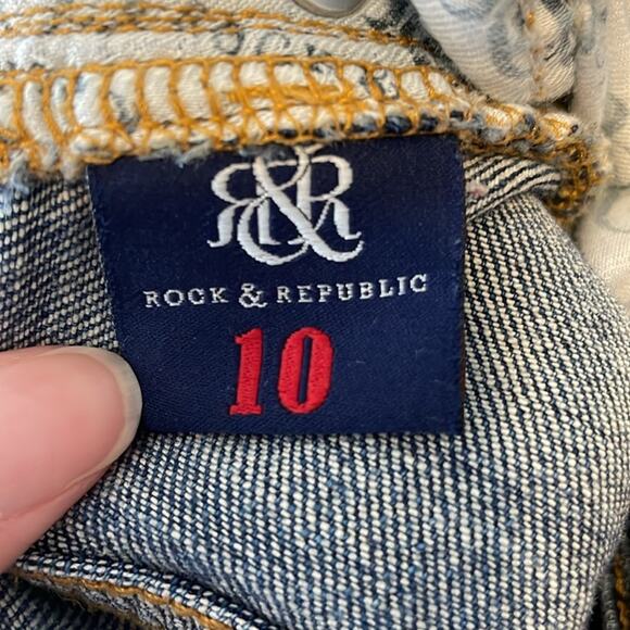 Rock & Republic Womens Size 10 M Distressed Jeans Stretch Straight Leg Faded - Picture 5 of 12